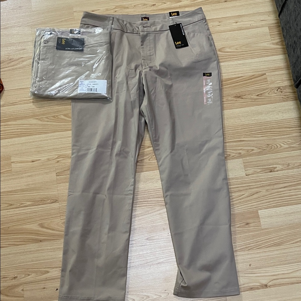Lee Women’s Khaki Chinos